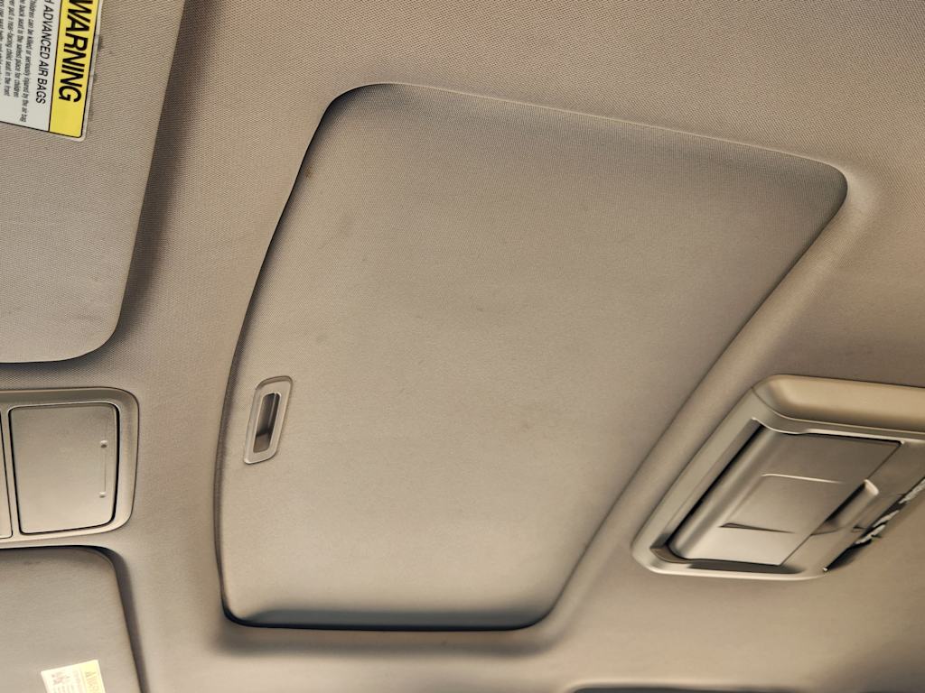 Thumbnail: 2016 Honda Odyssey - 33