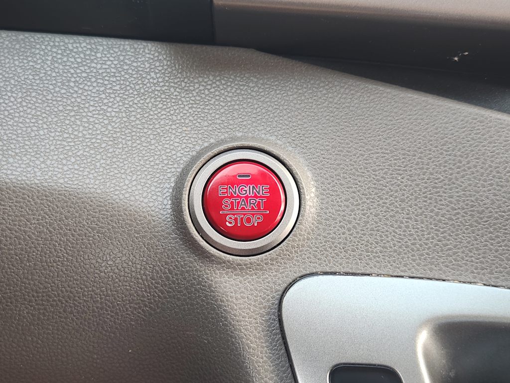 Thumbnail: 2015 Honda Odyssey - 30