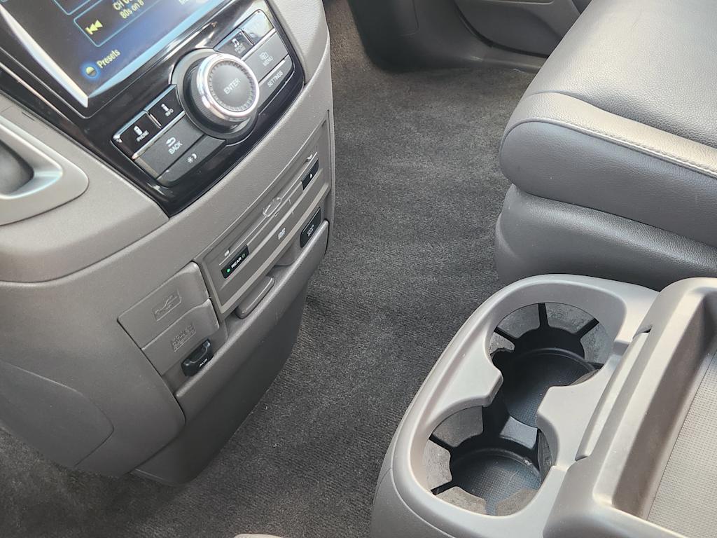 Thumbnail: 2015 Honda Odyssey - 22