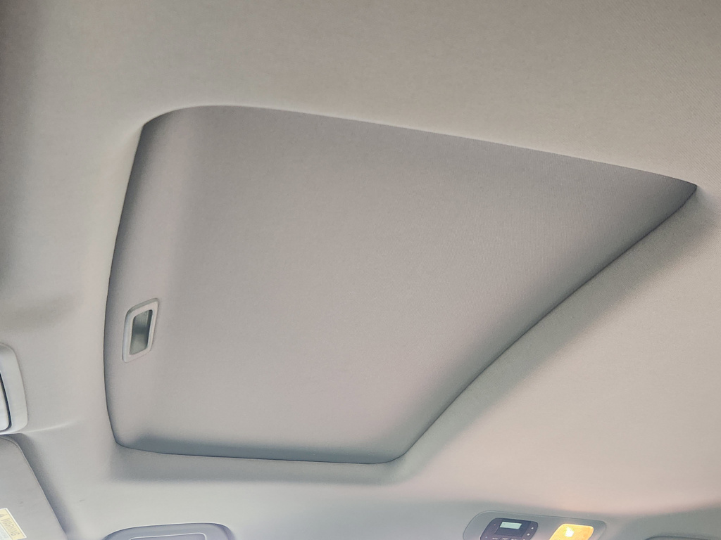 Thumbnail: 2023 Honda Odyssey - 32