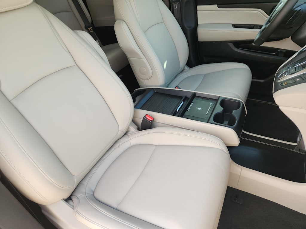 Thumbnail: 2026 Honda Odyssey - 12