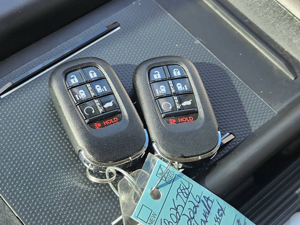 Thumbnail: 2026 Honda Odyssey - 18