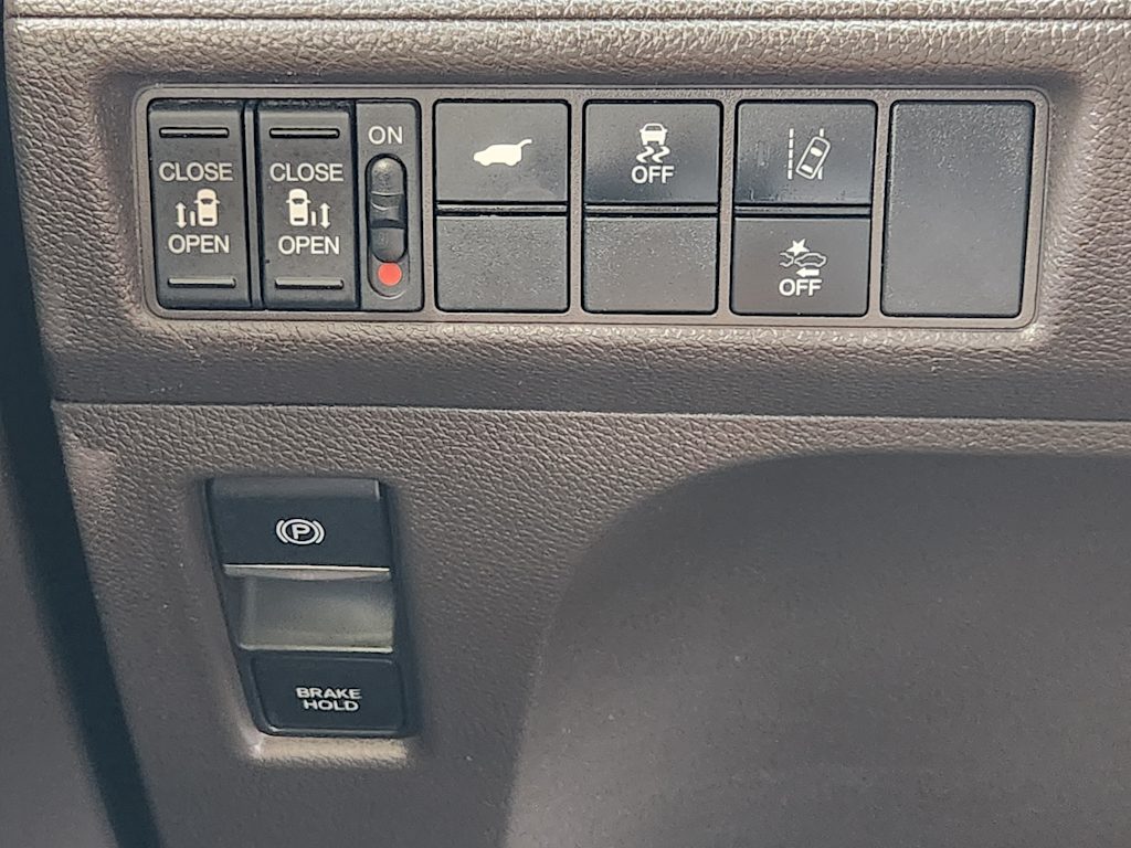 Thumbnail: 2018 Honda Odyssey - 28