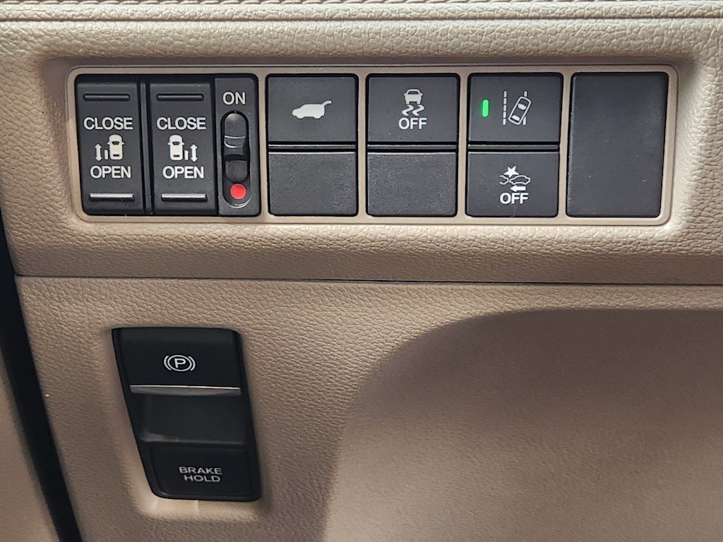 Thumbnail: 2020 Honda Odyssey - 28
