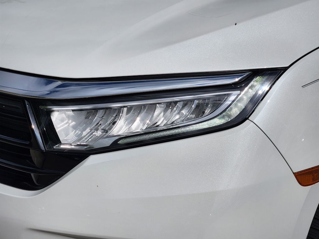 Thumbnail: 2021 Honda Odyssey - 24