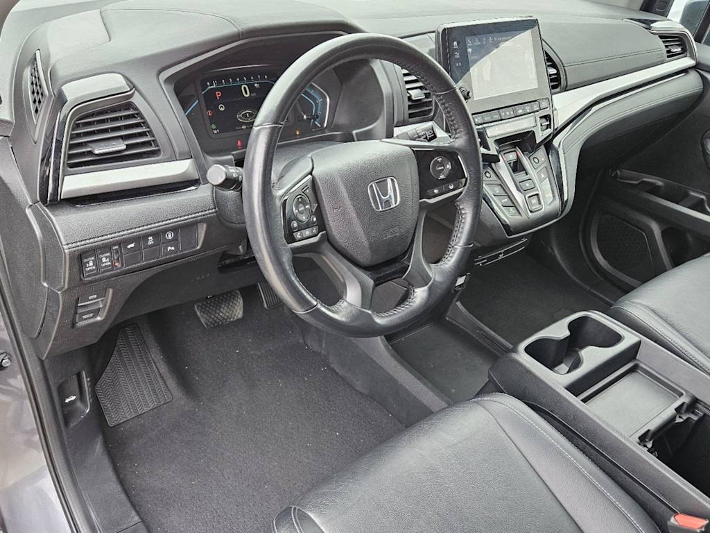 2021 Honda Odyssey Touring 2