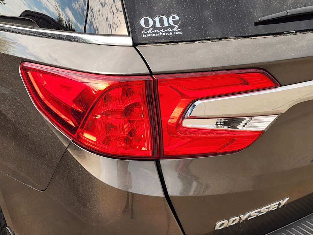 Thumbnail: 2018 Honda Odyssey - 12