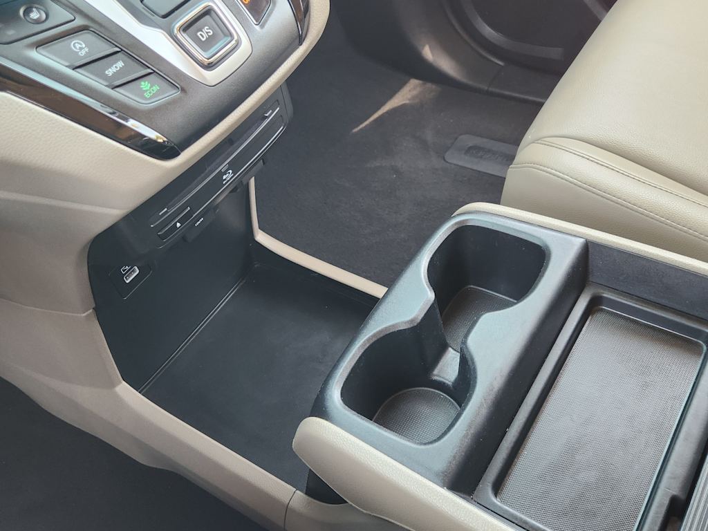 Thumbnail: 2023 Honda Odyssey - 22