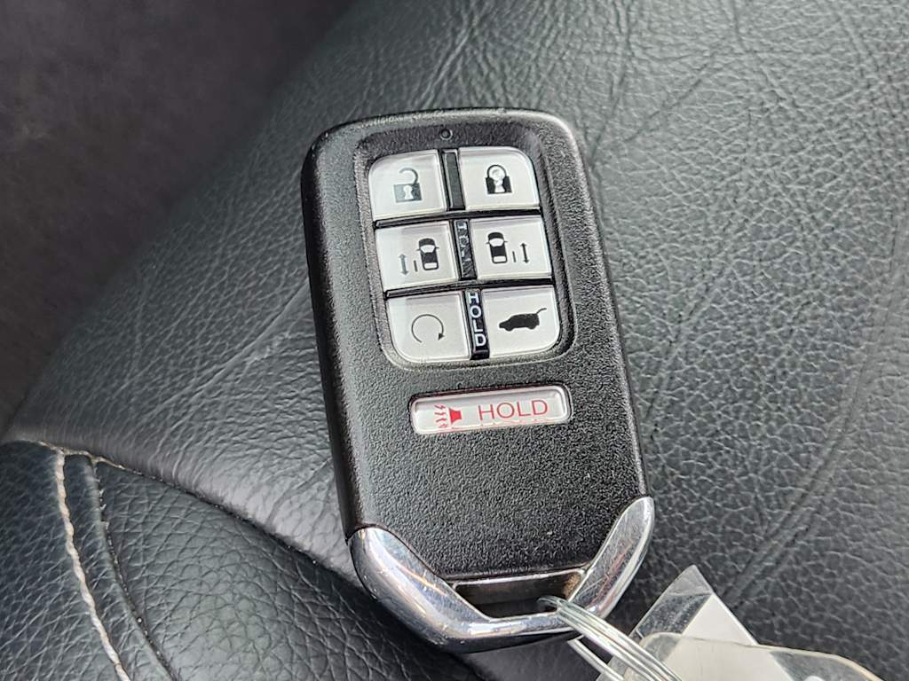 Thumbnail: 2021 Honda Odyssey - 18