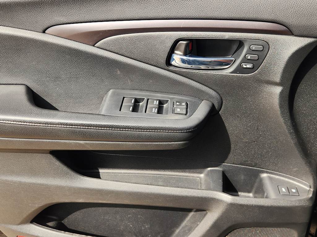 Thumbnail: 2022 Honda Pilot - 29