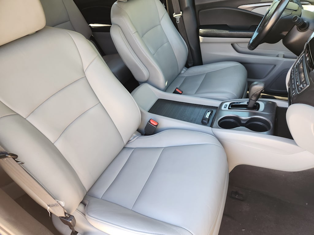 Thumbnail: 2016 Honda Pilot - 12