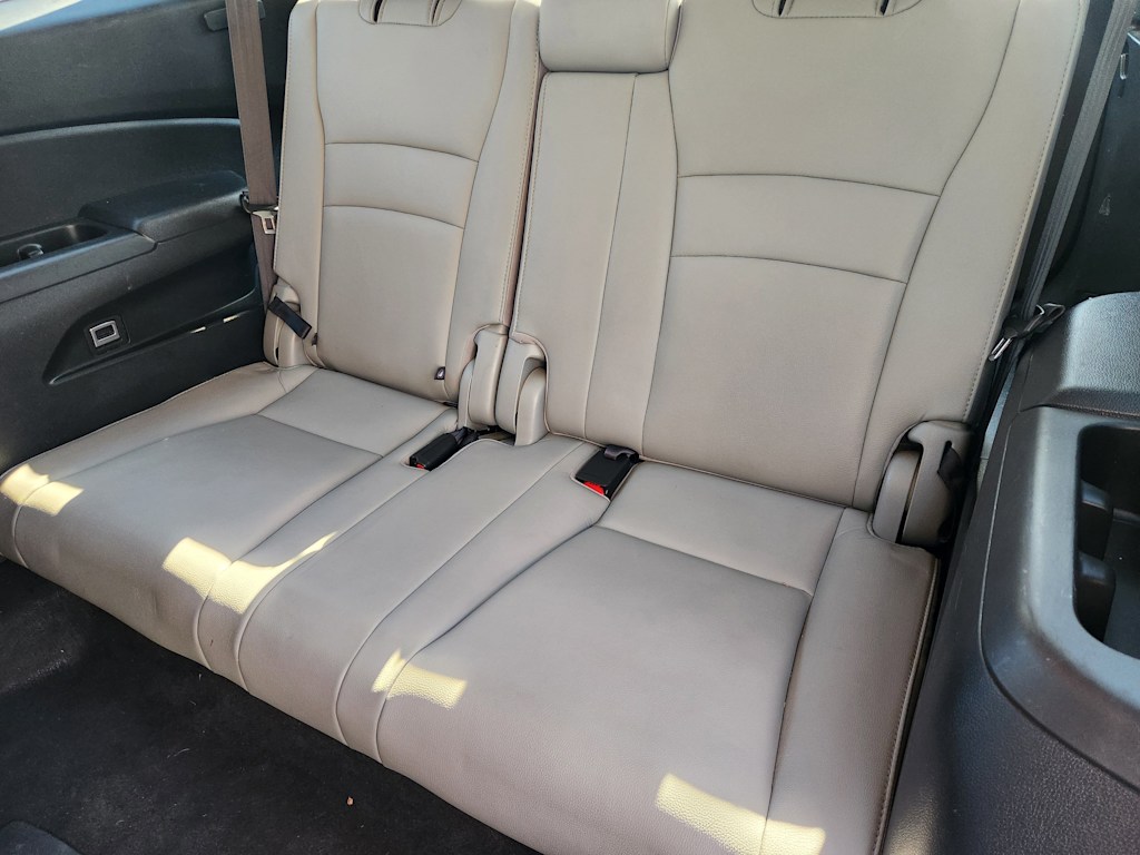 Thumbnail: 2016 Honda Pilot - 21