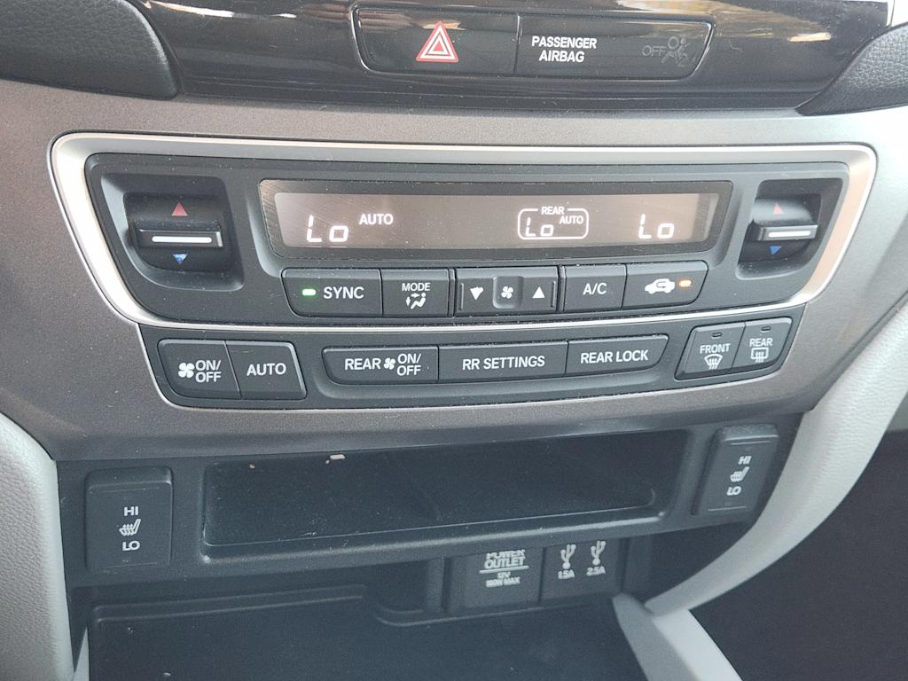 Thumbnail: 2016 Honda Pilot - 26