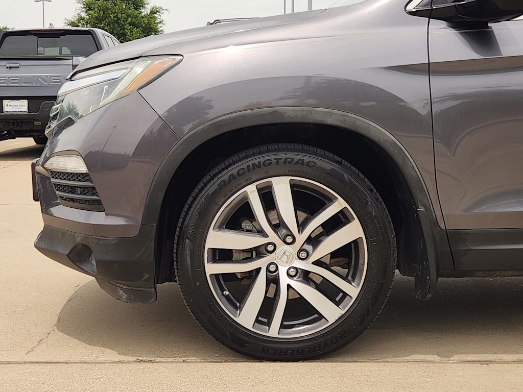Thumbnail: 2018 Honda Pilot - 8