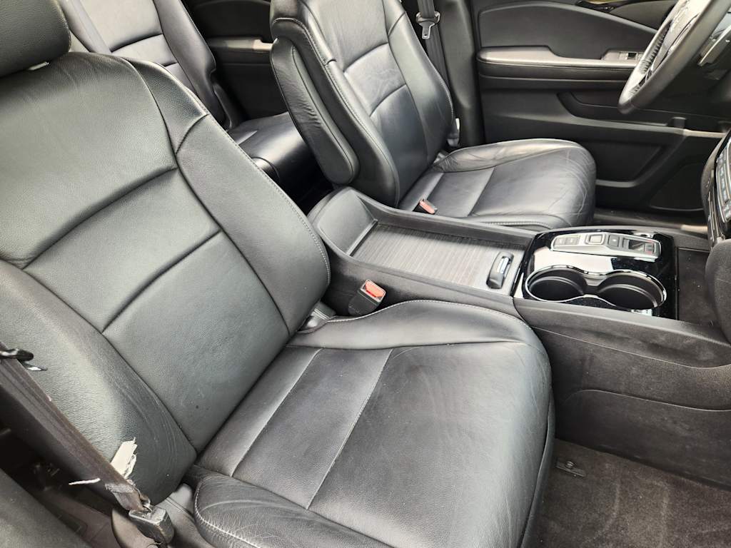 Thumbnail: 2018 Honda Pilot - 12