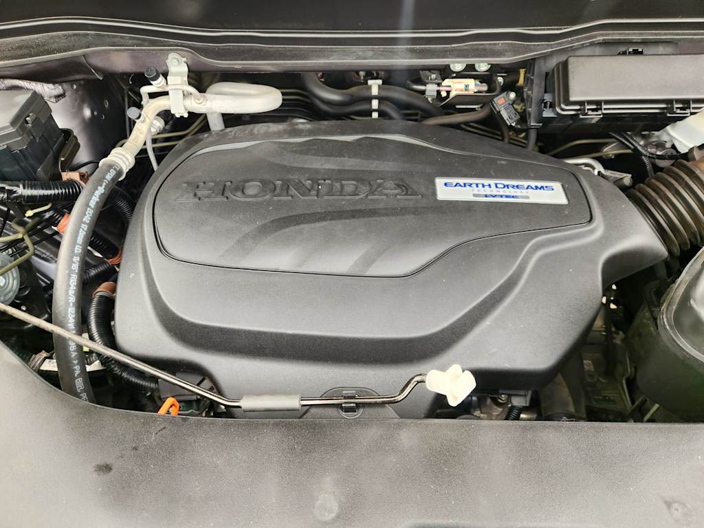 Thumbnail: 2018 Honda Pilot - 9