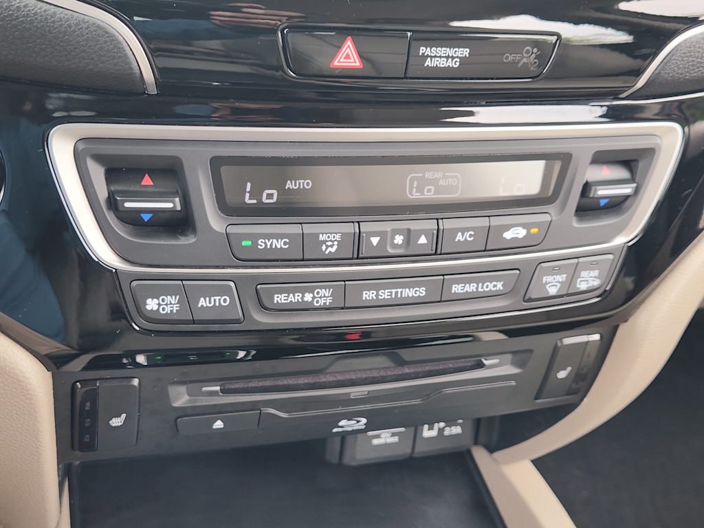 Thumbnail: 2021 Honda Pilot - 27