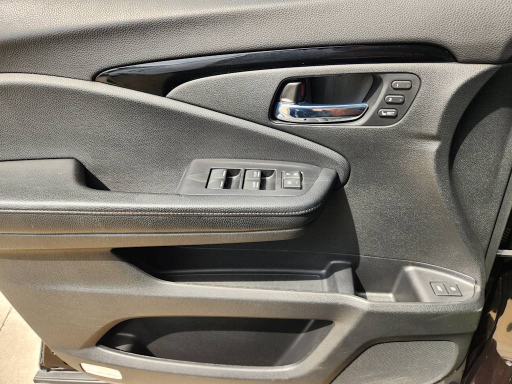 2019 Honda Passport Touring 29