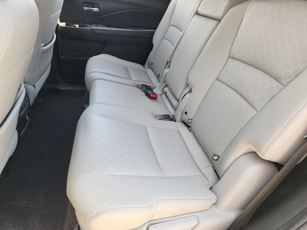 Thumbnail: 2019 Honda Passport - 21