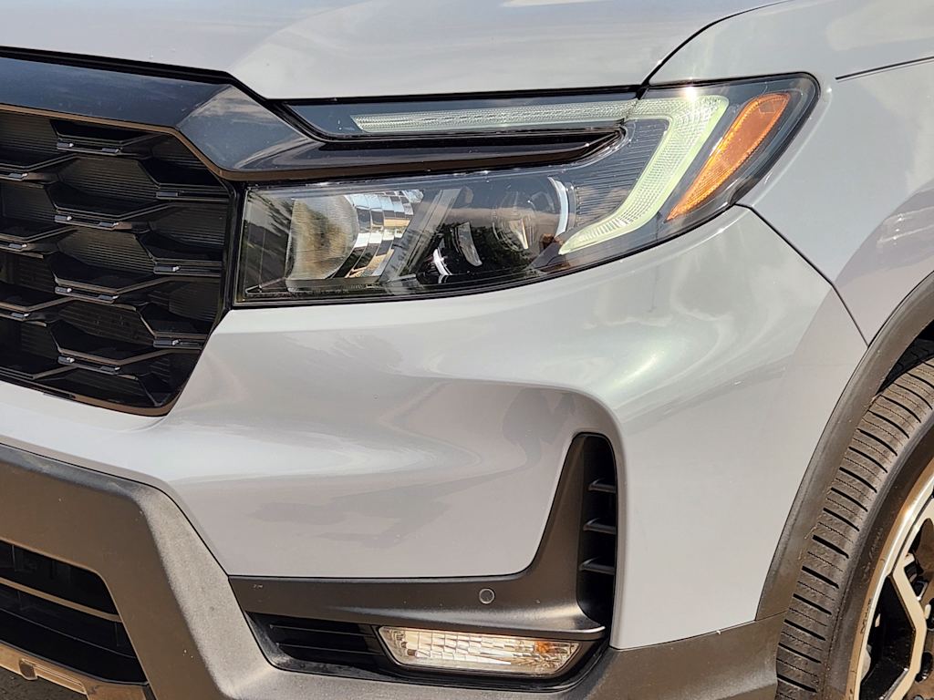 Thumbnail: 2023 Honda Passport - 23