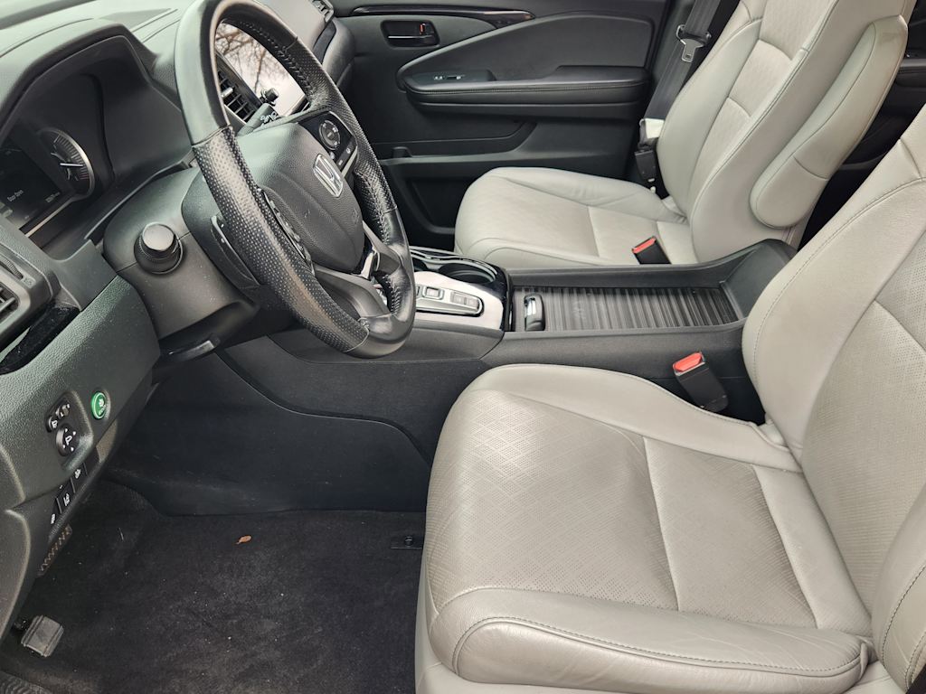 Thumbnail: 2023 Honda Passport - 10