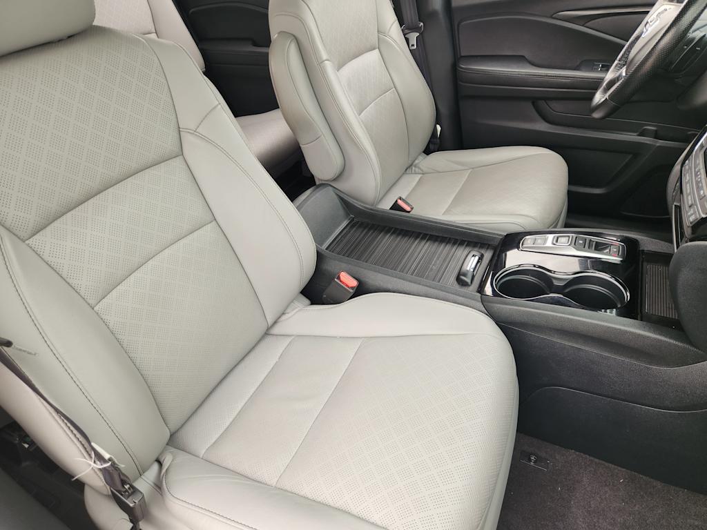 Thumbnail: 2023 Honda Passport - 11