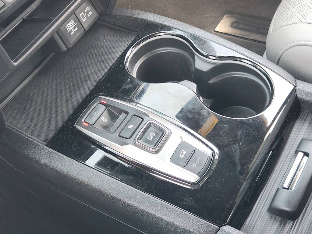Thumbnail: 2019 Honda Passport - 16