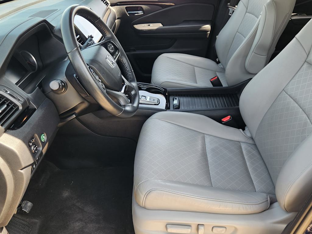 Thumbnail: 2019 Honda Passport - 11