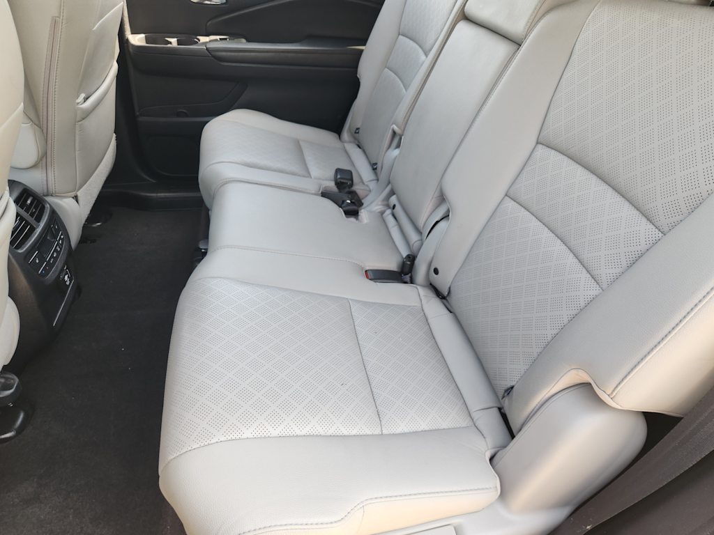 Thumbnail: 2019 Honda Passport - 20
