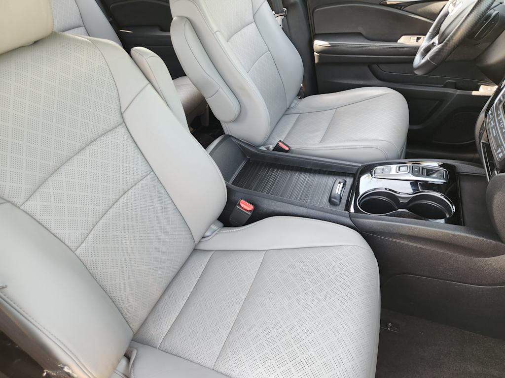 Thumbnail: 2019 Honda Passport - 12