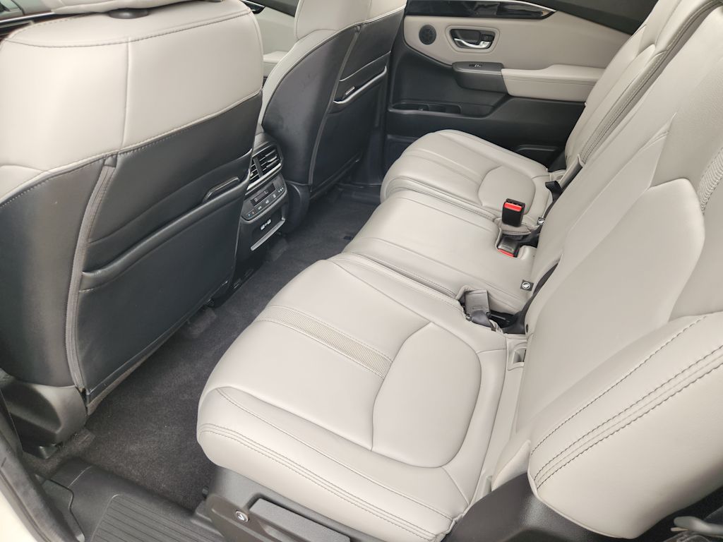 Thumbnail: 2023 Honda Pilot - 12