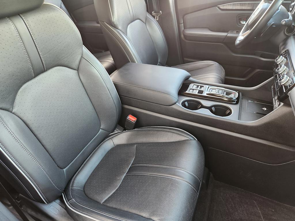 Thumbnail: 2023 Honda Pilot - 12