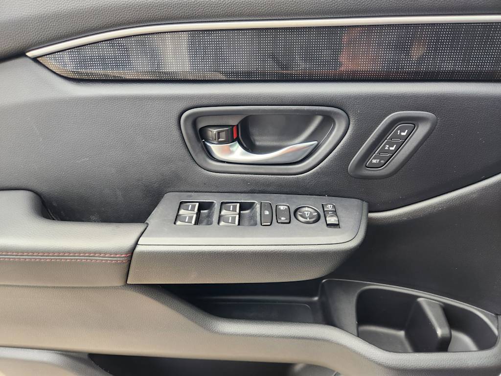 Thumbnail: 2025 Honda Pilot - 30