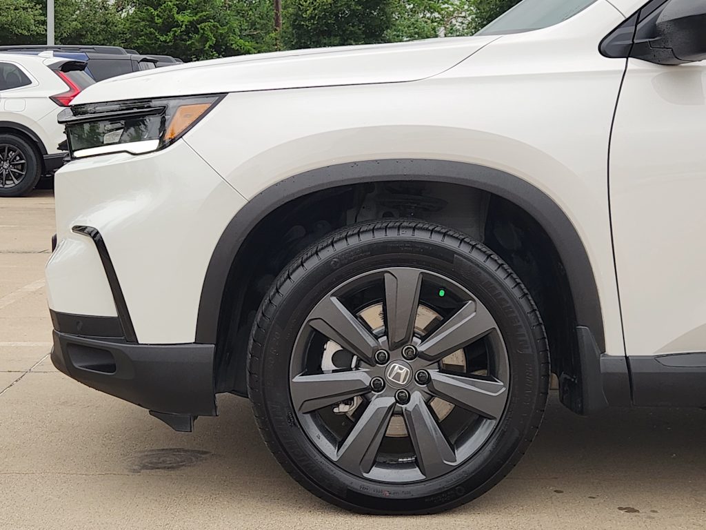 Thumbnail: 2025 Honda Pilot - 8