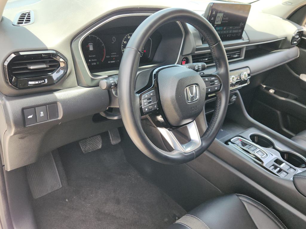 Thumbnail: 2023 Honda Pilot - 2