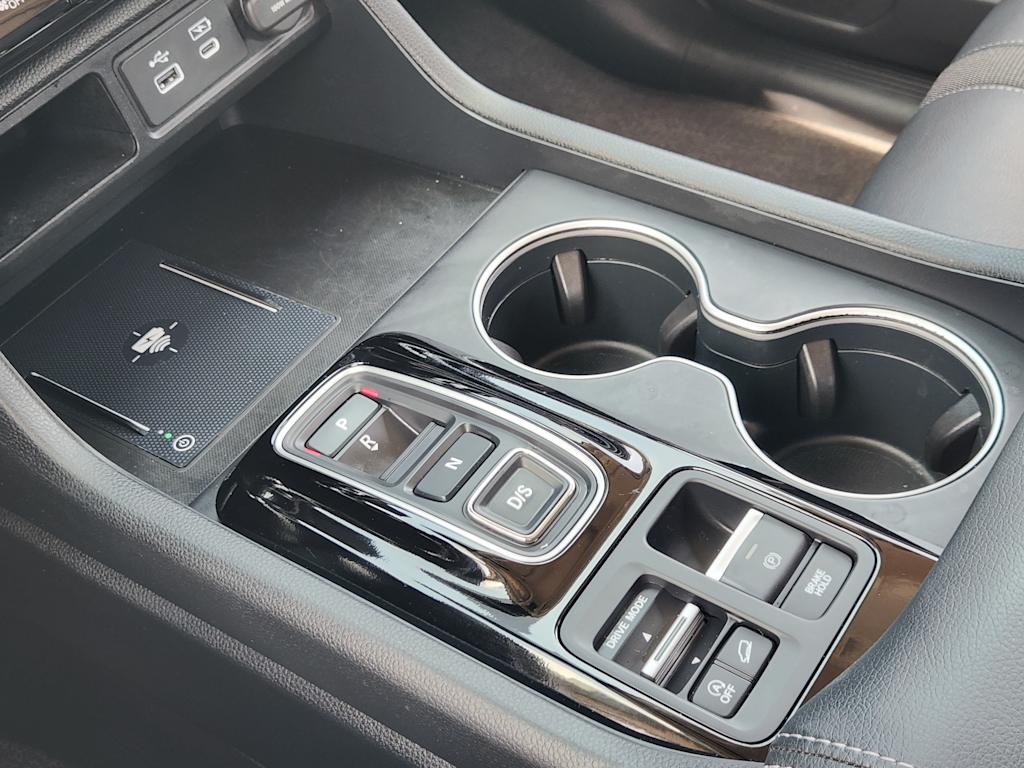Thumbnail: 2023 Honda Pilot - 16