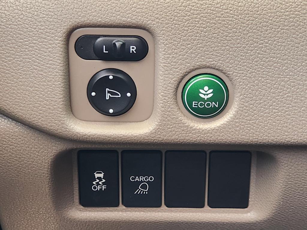 Thumbnail: 2018 Honda Ridgeline - 27
