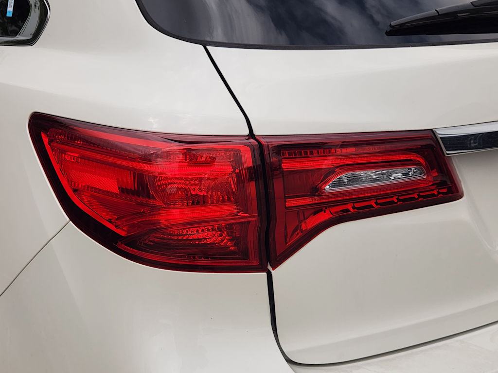 Thumbnail: 2017 Acura MDX - 12