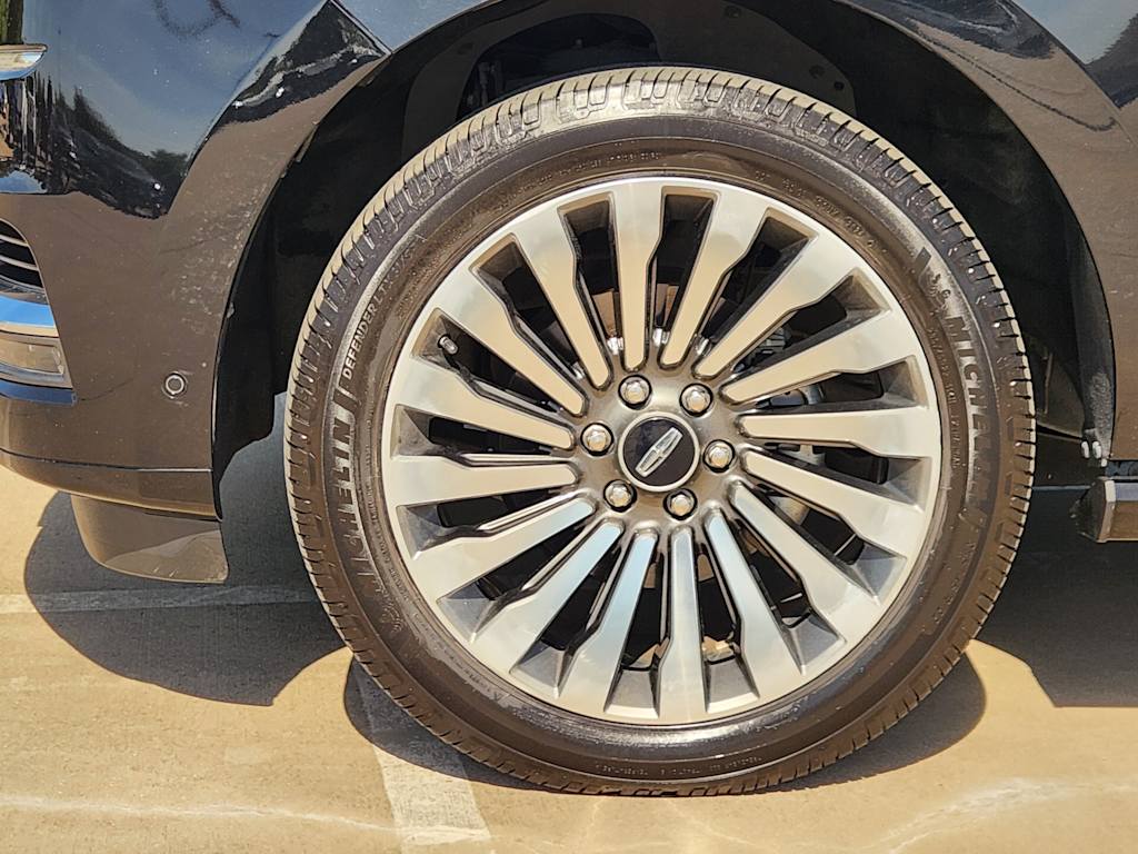 Thumbnail: 2019 Lincoln Navigator - 23