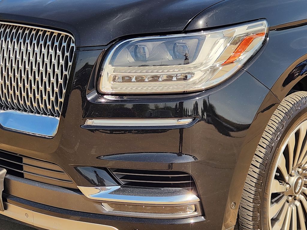 Thumbnail: 2019 Lincoln Navigator - 24