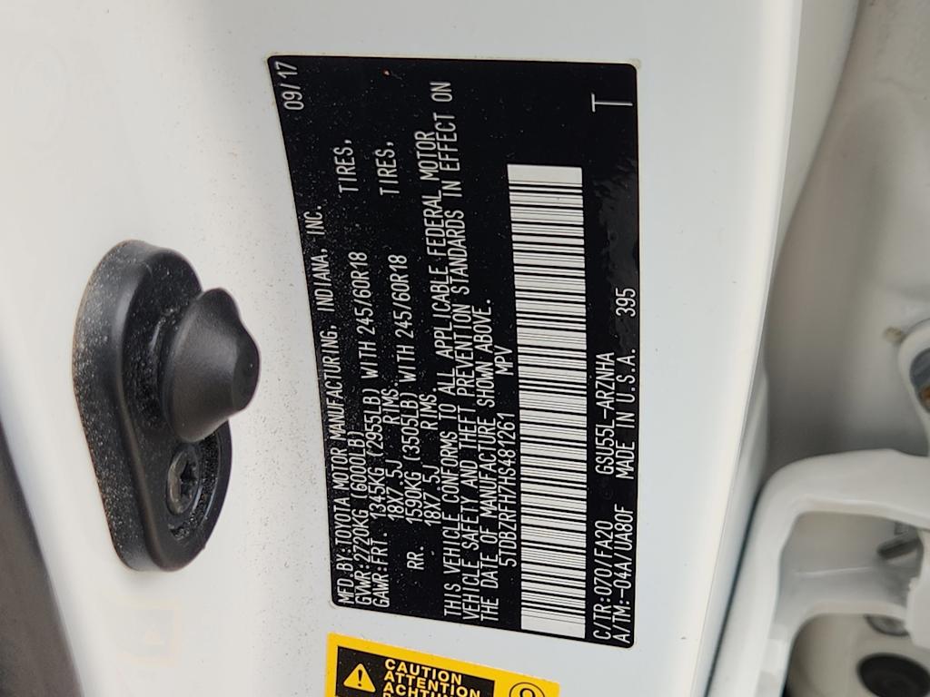 Thumbnail: 2017 Toyota Highlander - 20