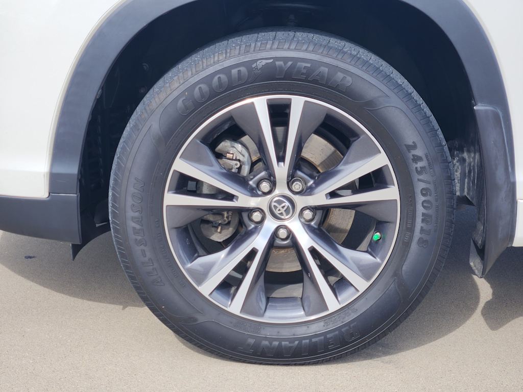 Thumbnail: 2017 Toyota Highlander - 24
