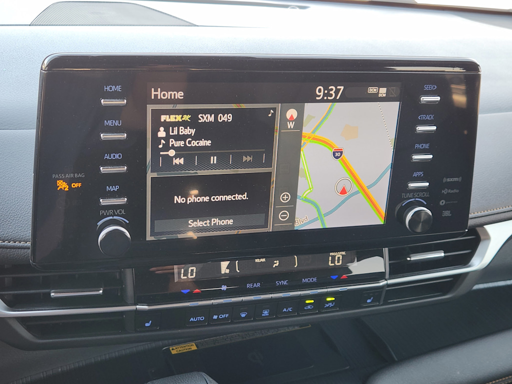 Thumbnail: 2023 Toyota Sienna - 15