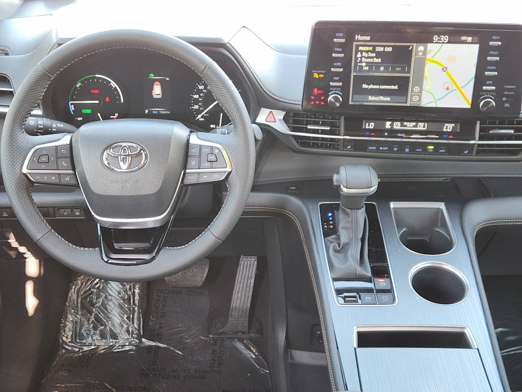 Thumbnail: 2023 Toyota Sienna - 14