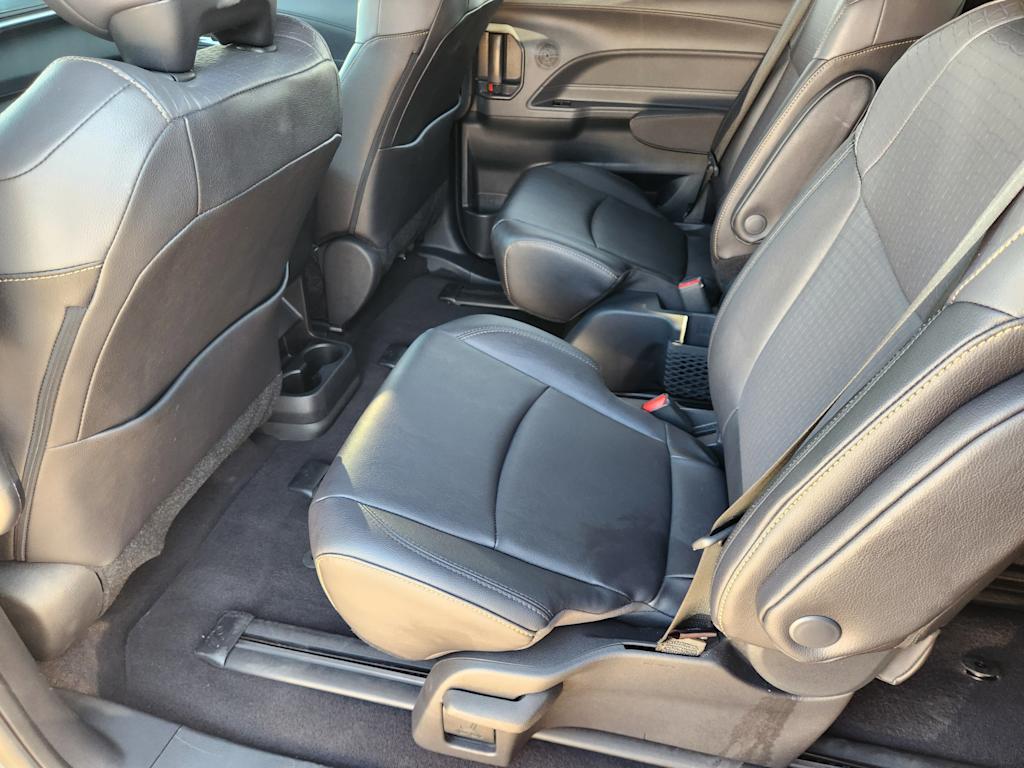 Thumbnail: 2023 Toyota Sienna - 13