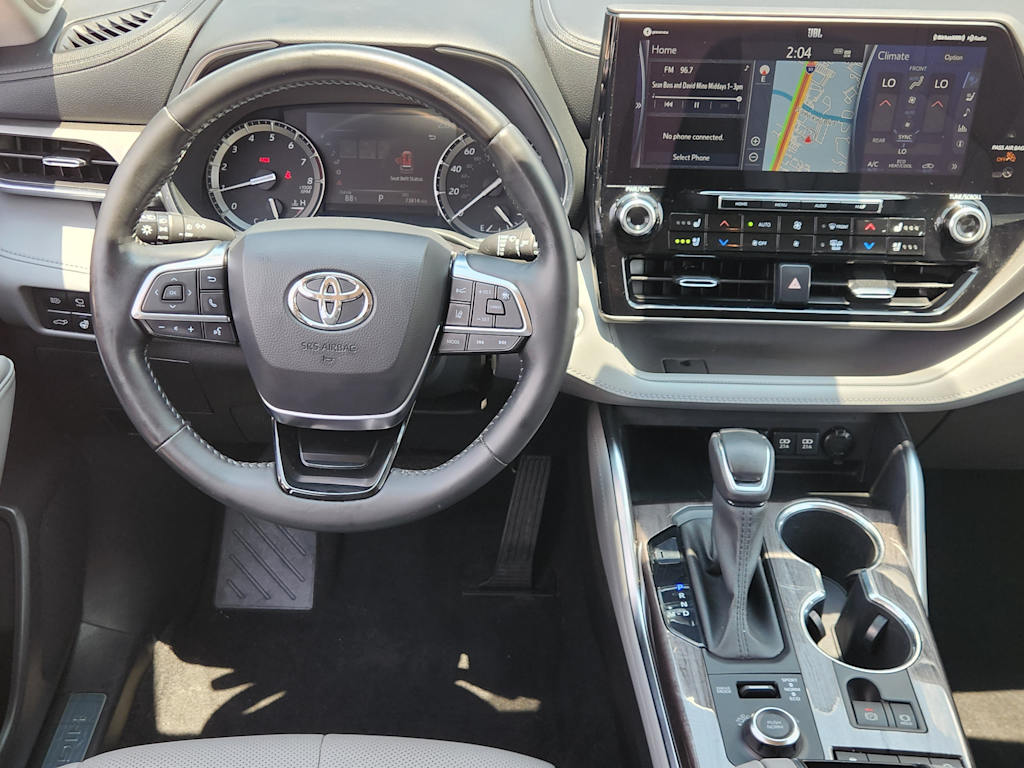 Thumbnail: 2020 Toyota Highlander - 14