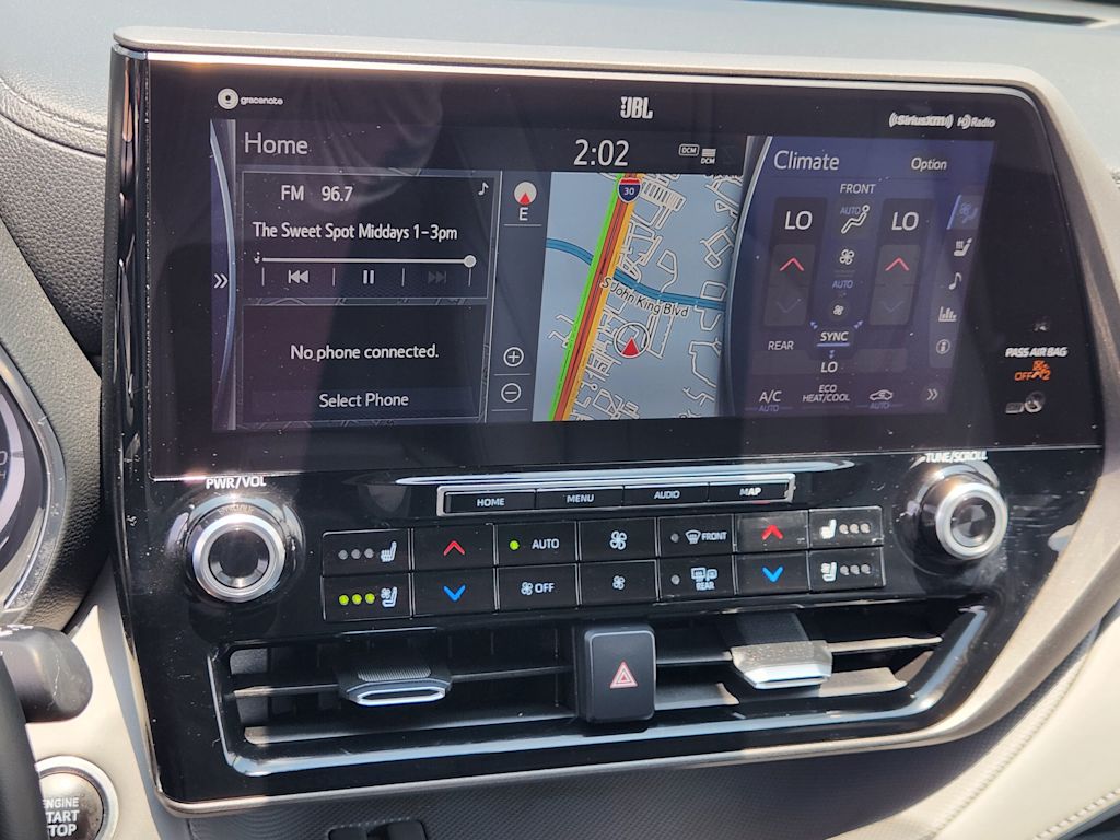 Thumbnail: 2020 Toyota Highlander - 15