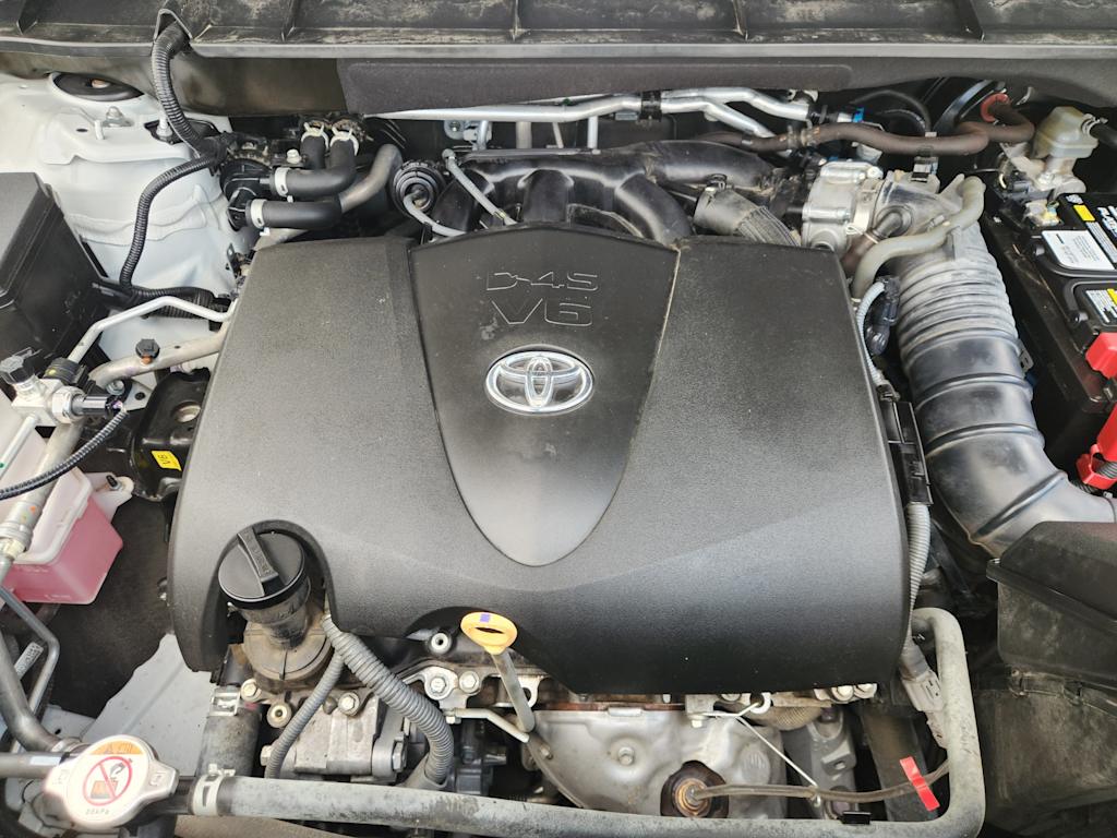 Thumbnail: 2022 Toyota Highlander - 9