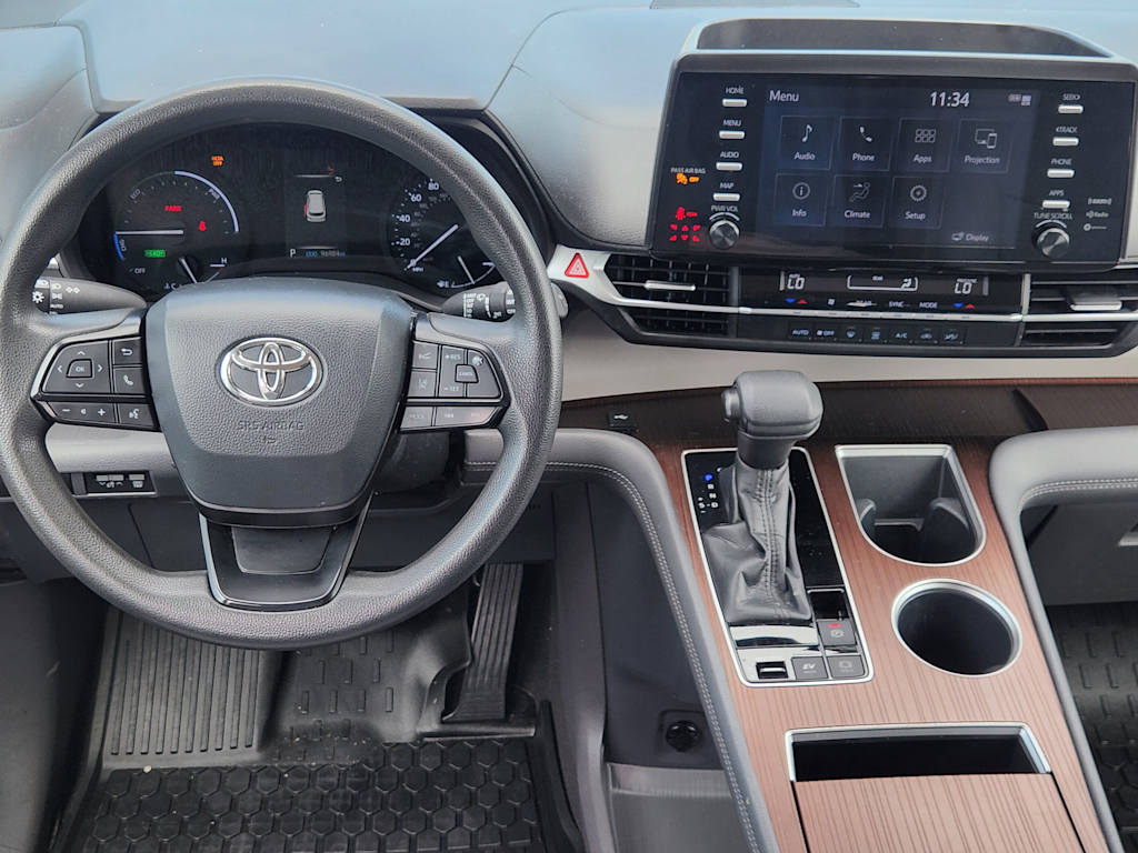 Thumbnail: 2022 Toyota Sienna - 14