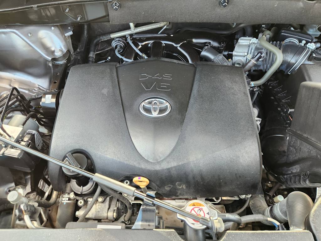 Thumbnail: 2018 Toyota Highlander - 9